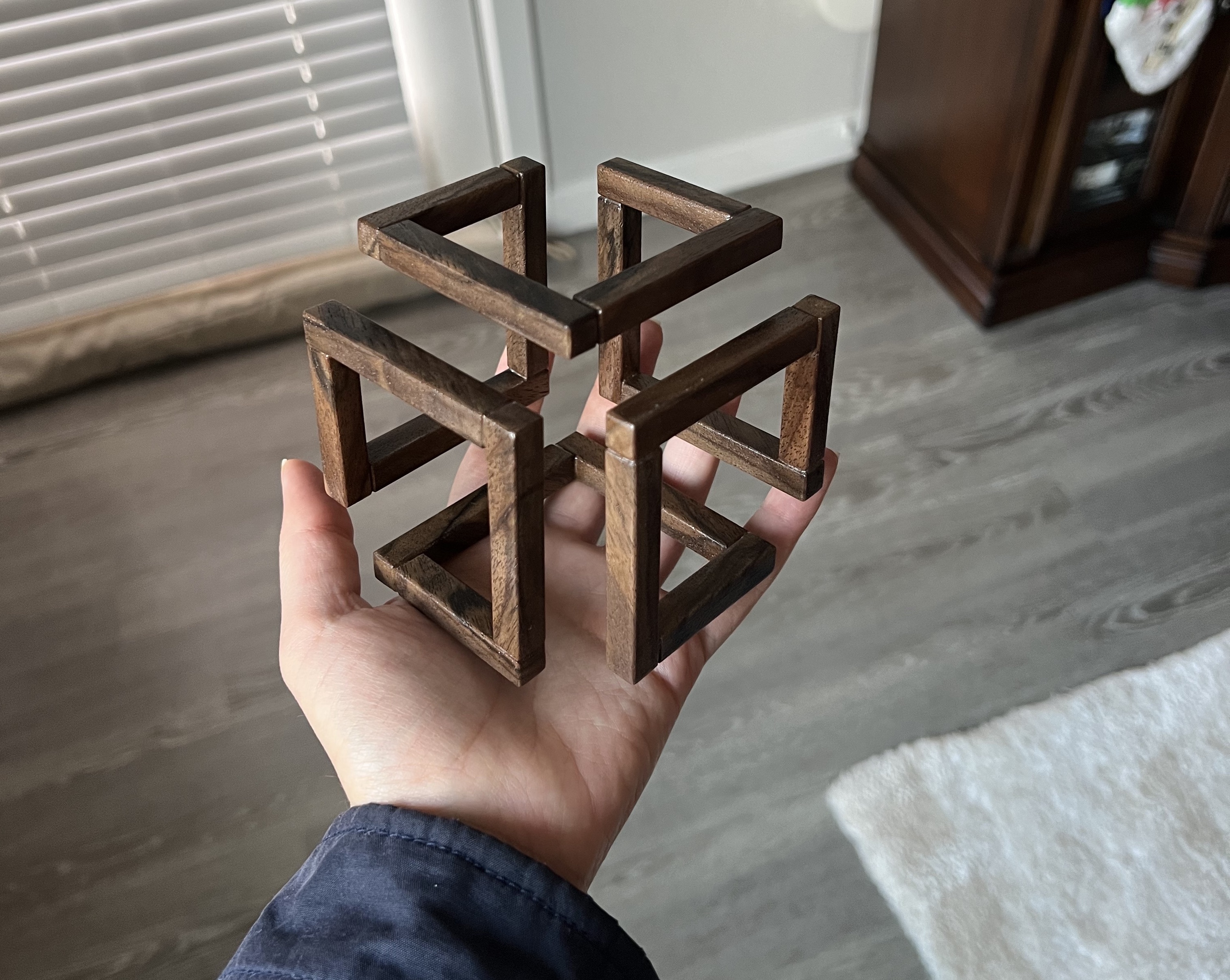 Wooden infinity cube